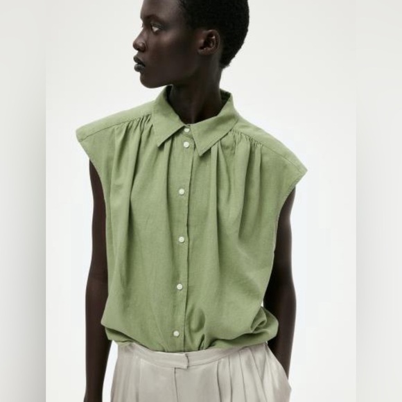 H&M linen blend sleeveless shirt - Picture 1 of 4